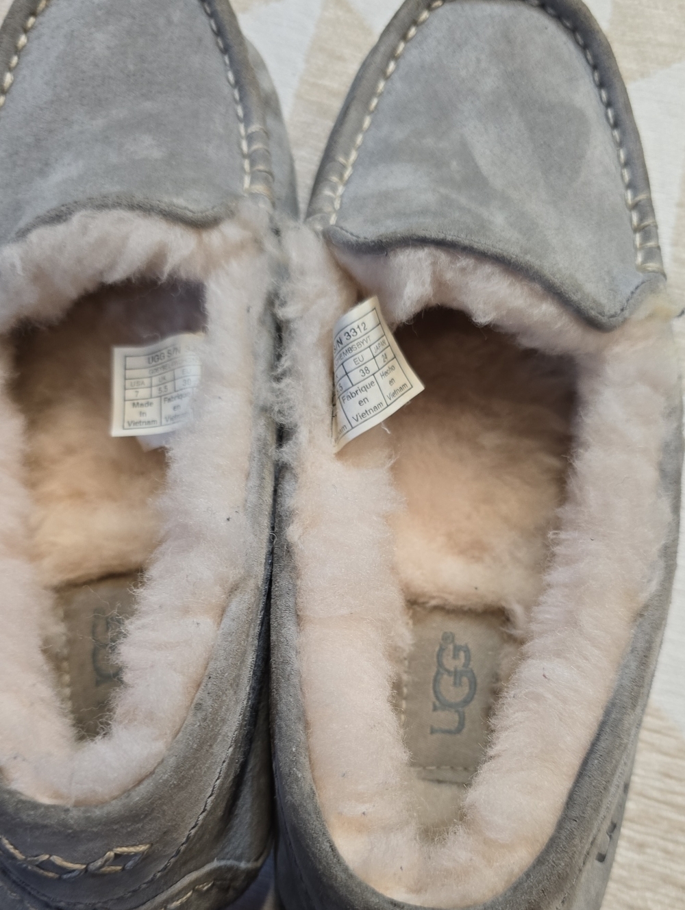 UGG Women's Light Gray Suede Shearling-Lined Slip-On Slippers